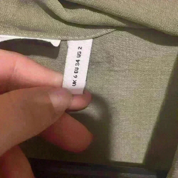 ASOS DESIGN collared wrap mini dress in khaki US 2 - Picture 4 of 8